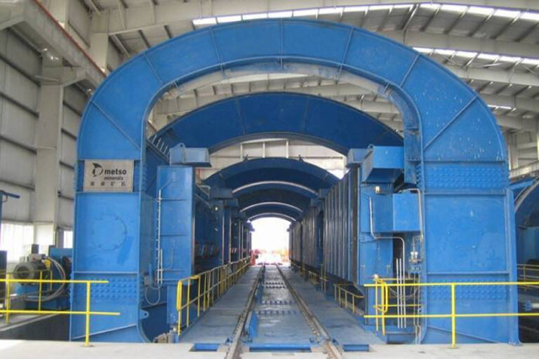 Four-car dumper system developed and manufactured by HDM