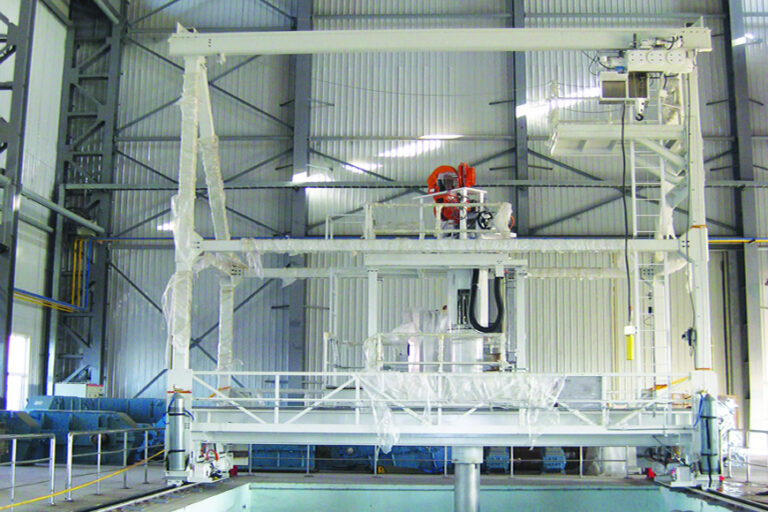 Refueling machine for nuclear power plant, developed and manufactured by HDM