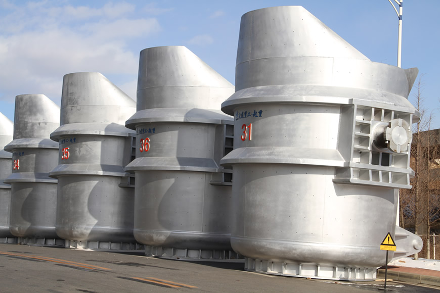 Steel smelting equipment